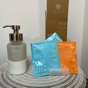 Norwex Forever Bottle with Dispenser and   foaming hand wash Powder NWT